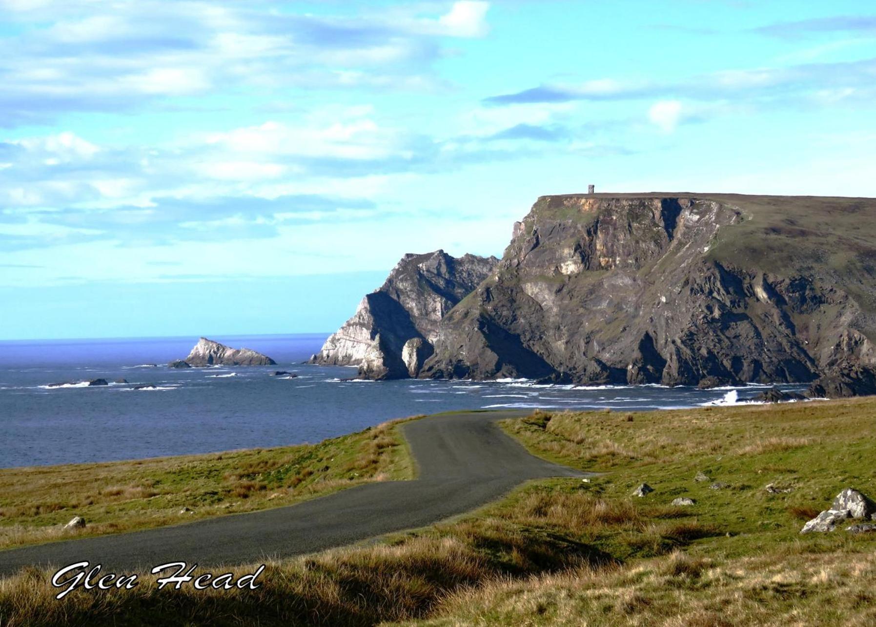 John Eoinin'S Bar And Accommodation Glencolumbkille Εξωτερικό φωτογραφία